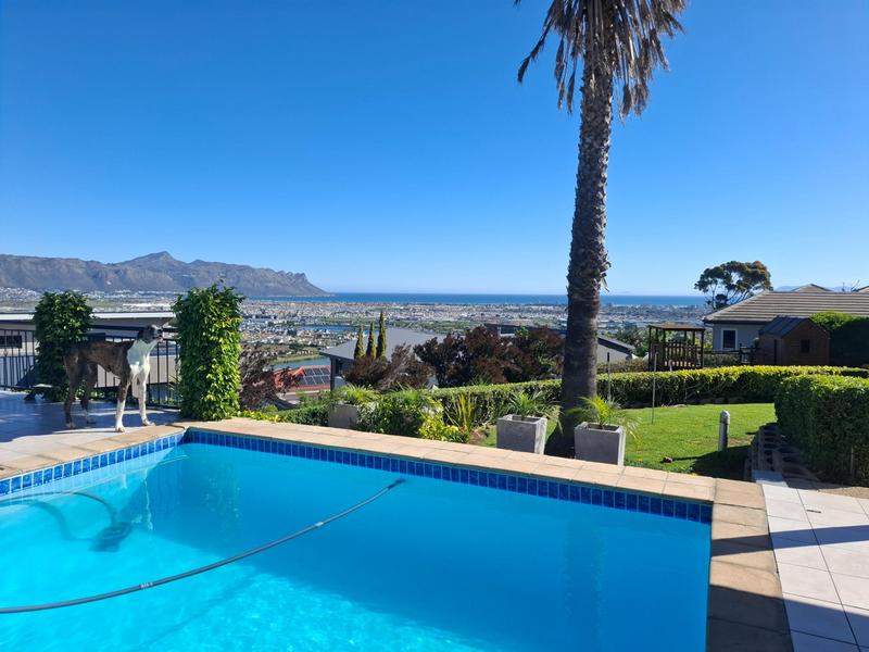 To Let 4 Bedroom Property for Rent in Dennegeur Western Cape